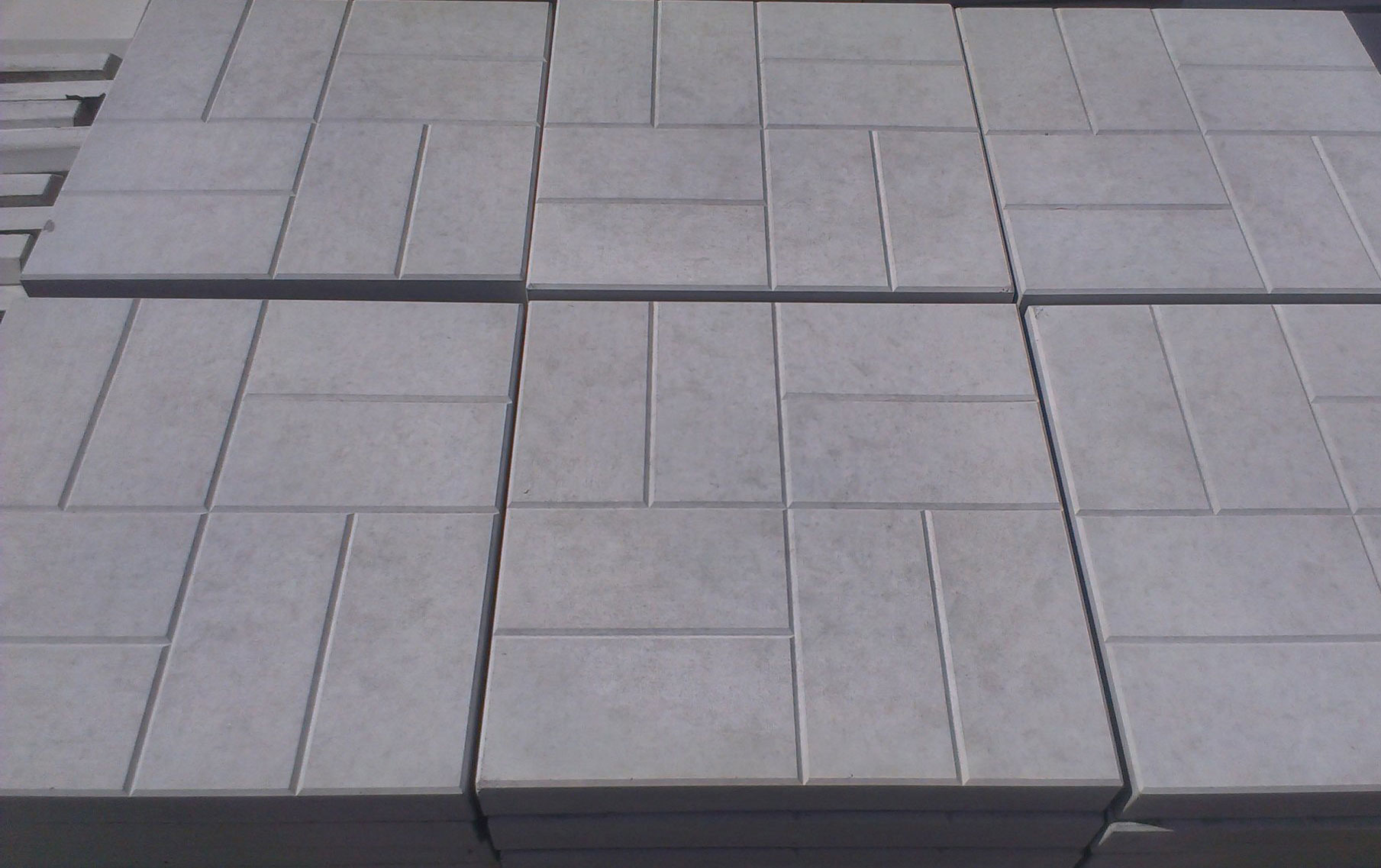 8 кирпичей - вибролитая тротуарная плитка